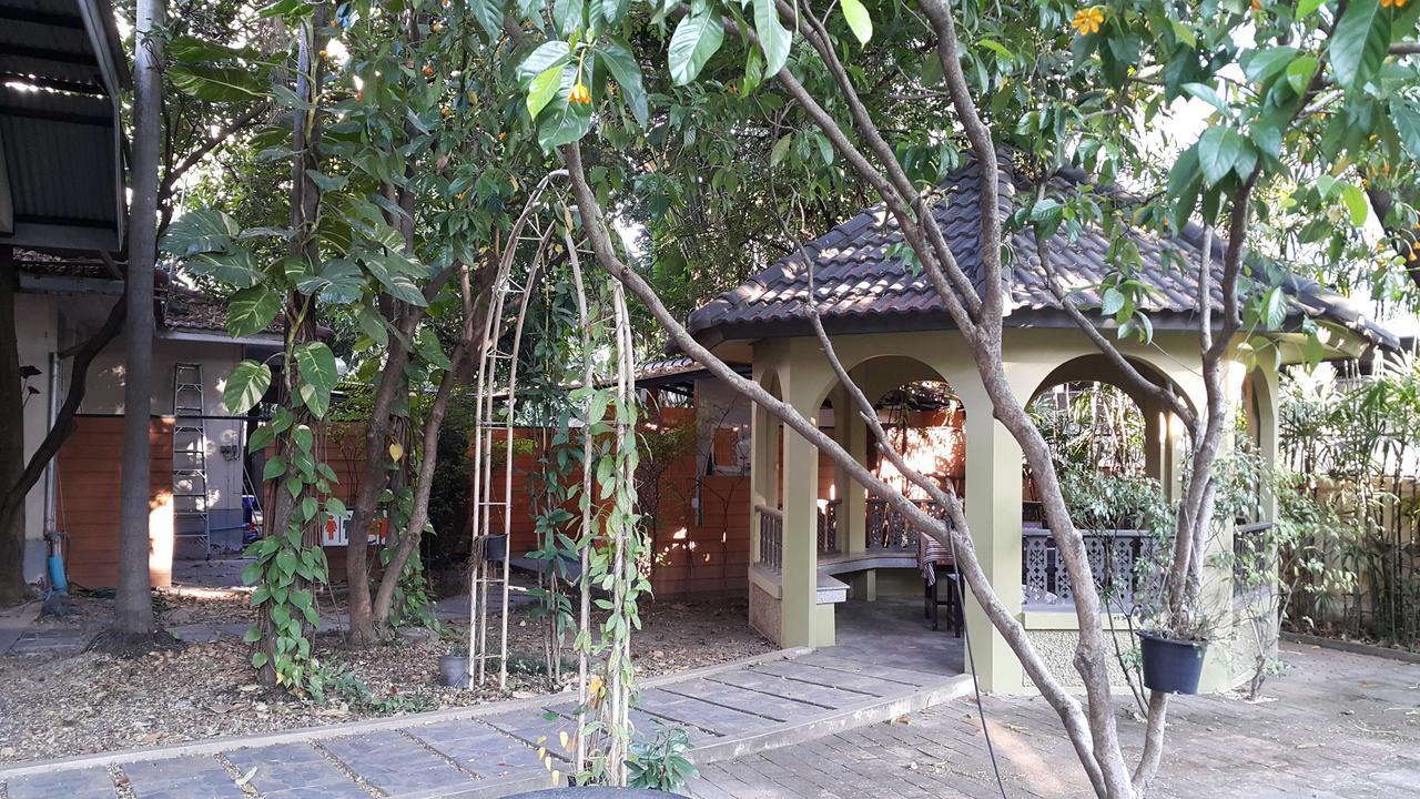 Coc Guest House & Hostel Čiang Mai Exteriér fotografie