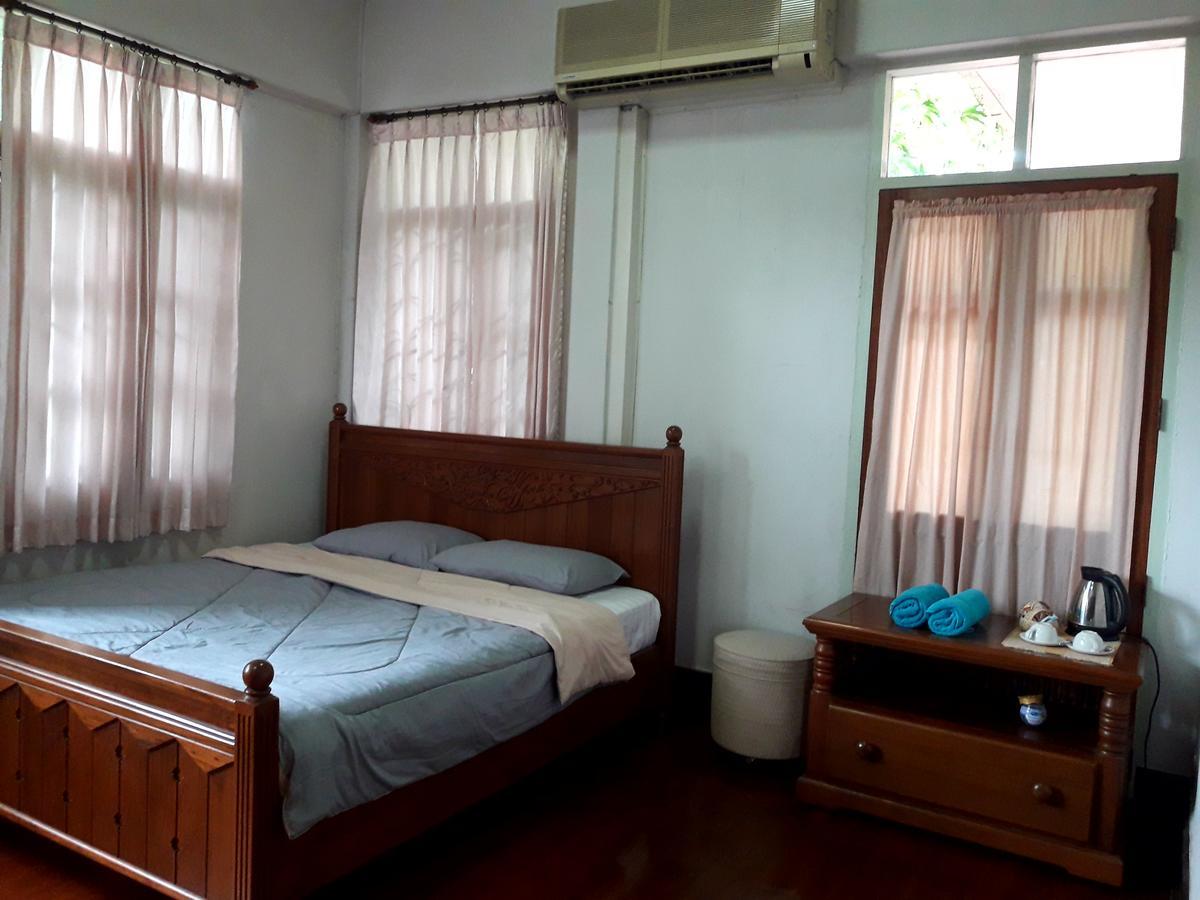 Coc Guest House & Hostel Čiang Mai Exteriér fotografie
